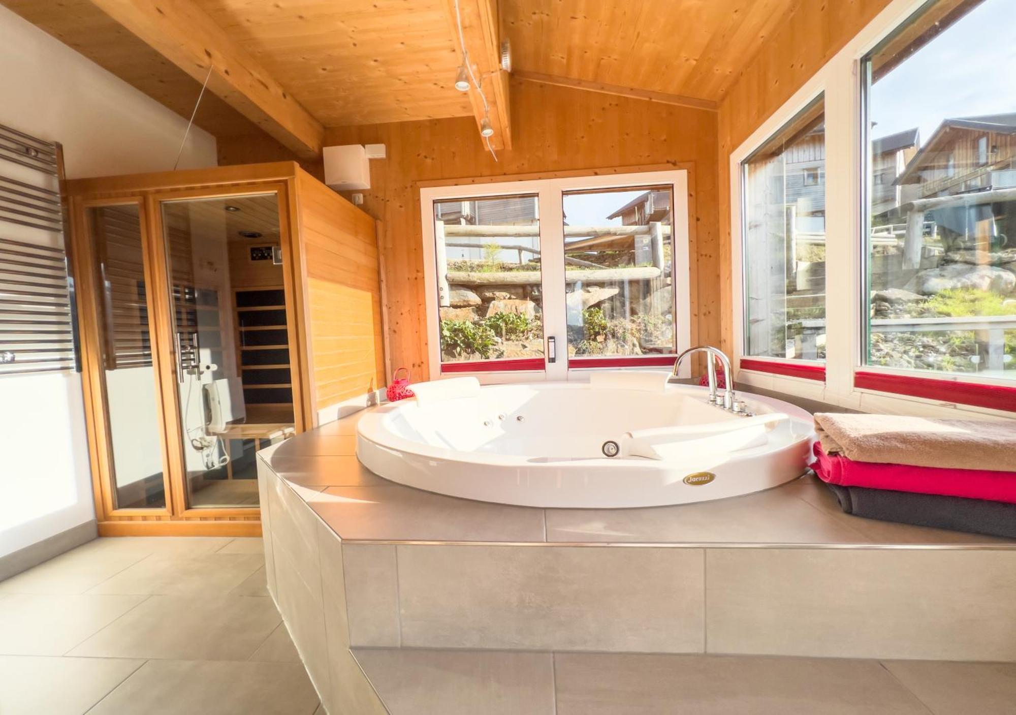 1A Chalet "Wolke" Wandern, Grillen, Wellness Im Traumhaus 볼프스베르크 외부 사진